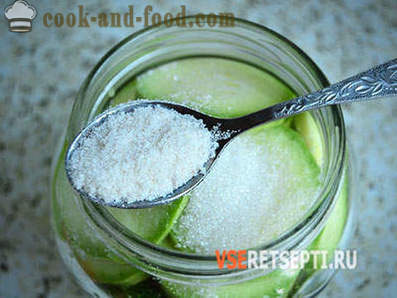 Ein leckeres Rezept für eingelegte Zucchini mit Knoblauch für den Winter