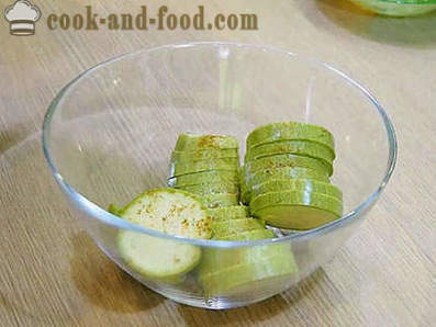 Ein einfaches Rezept für gebratenen Zucchini in der Pfanne