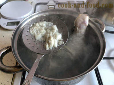 Wie kochen Suppe mit Huhn kharcho