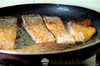 Fisch mit Gemüse im Ofen gebacken