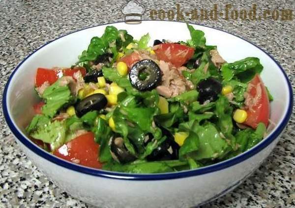 Grüner Salat mit Thunfisch