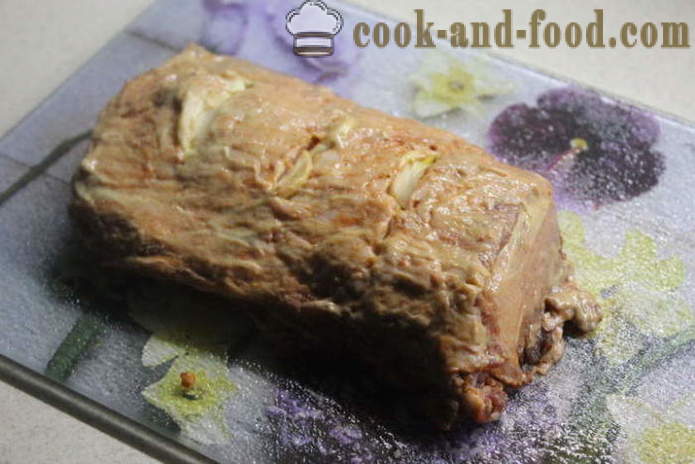 Schweinefleisch im Ofen gebacken mit Pilzen und Gemüse - wie köstlich Bruststück im Ofen backen, das Rezept mit einem Foto poshagovіy