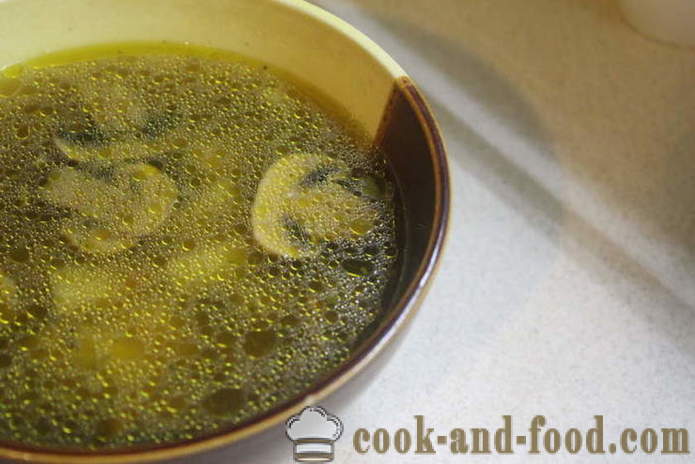 Zakarpattia Suppe der weißen Pilze - wie Suppe mit weißen Pilzen schmackhaft zu kochen, mit einem Schritt für Schritt Rezept Fotos