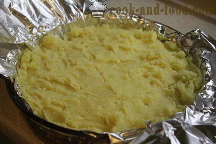 Englische Kartoffelkuchen mit Fleisch und Pilzen - wie einen Auflauf aus Kartoffeln und Fleisch zu kochen, mit einem Schritt für Schritt Rezept Fotos