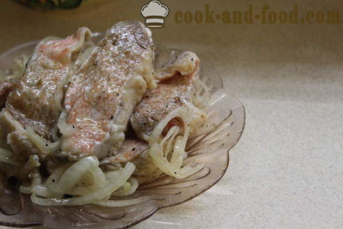 Fisch in Essig marinierte mit Zwiebeln und Wacholder - wie marinierte Fisch zu Hause, Schritt für Schritt Rezept Fotos kochen