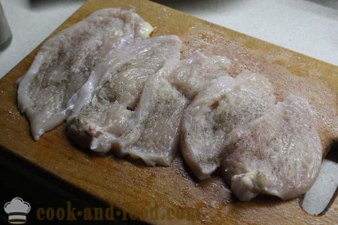 Selbst gemachte Hühnerroulade gefüllt mit Spinat - wie Rollen mit Hähnchenbrust im Ofen zu machen, mit einem Schritt für Schritt Rezept Fotos