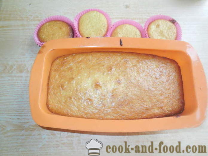 Einfache Cupcake auf Mayonnaise und saurer Sahne - wie man einen Kuchen ohne Butter backen, einen Schritt für Schritt Rezept Fotos