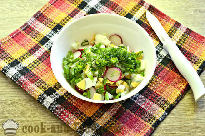 Salat mit Radieschen und Rhabarber - wie einen Salat von Rettich zu machen und Rhabarber, einen Schritt für Schritt Rezept Fotos