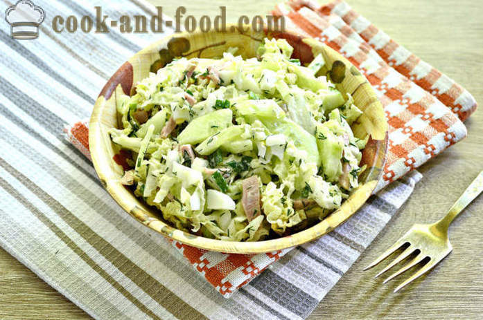 Mayonnaise-Salat mit Chinakohl und Wurst - Wie man einen Salat mit Chinakohl mit Ei vorzubereiten, ein Schritt für Schritt Rezept Fotos