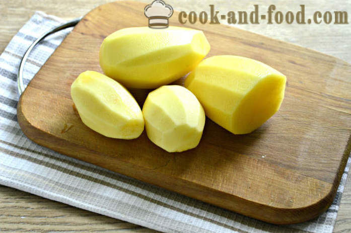 Geschmorte Kartoffeln mit gedünstetem Fleisch in einer Pfanne - wie Kartoffeln mit Corned Beef, um zu kochen, einem Schritt für Schritt Rezept Fotos