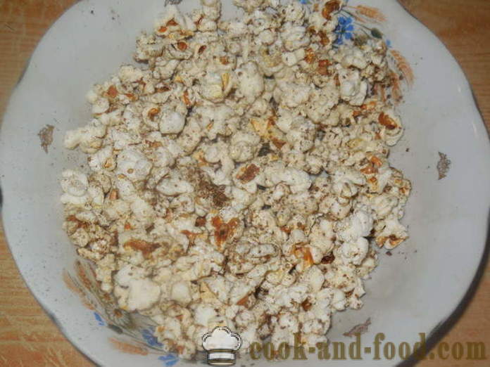 Salziger und süßer Popcorn in einer Pfanne - wie Popcorn zu Hause macht richtig, Schritt für Schritt Rezept Fotos