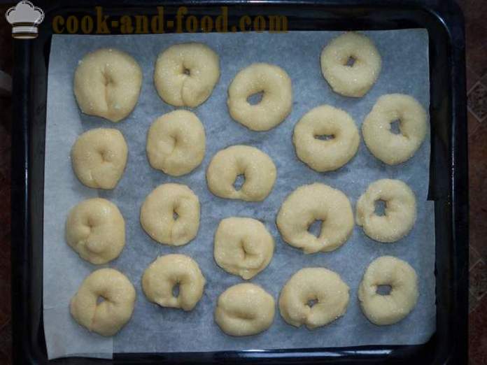 Selbst gemachte Plätzchen auf Kefir - wie in Eile Cookies mit Kefir backen, Schritt für Schritt Rezept Fotos