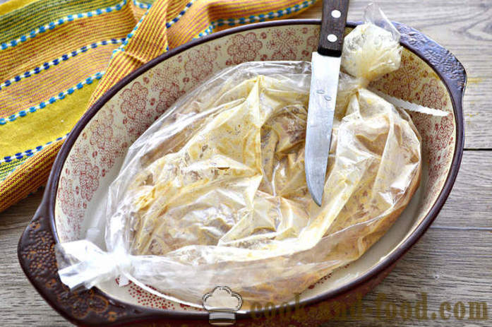 Gebackene Hähnchenschenkel in dem Ofen - wie die Hähnchenschenkel in einer Hülse mit einer Kruste kochen, ein Schritt für Schritt Rezept Fotos