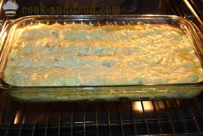 Gebackene Ravioli in dem Ofen - wie Knödel im Ofen gebacken mit Käse und Soße, Schritt für Schritt Rezept Fotos
