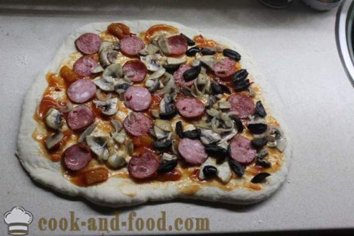 Stromboli - Pizzarolle Hefeteig, wie Pizza in einer Rolle zu machen, einen Schritt für Schritt Rezept Fotos