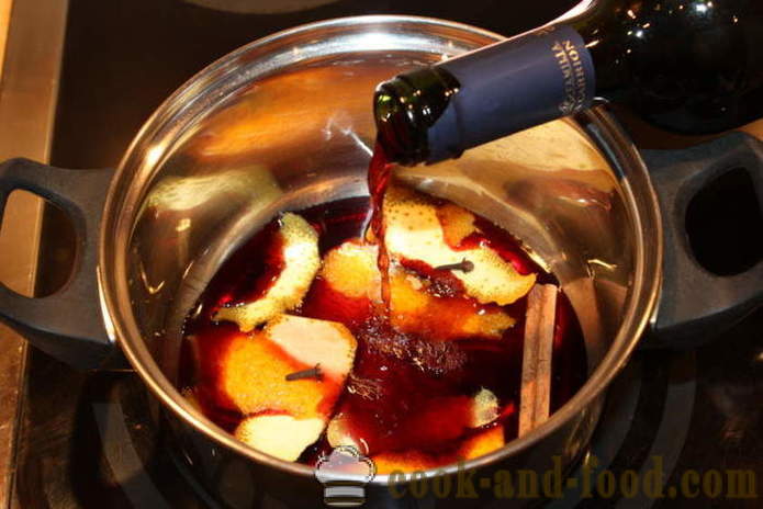 Pear verrührten Trockener Rotwein - wie einen Glühwein zu Hause kochen, Schritt für Schritt Rezept Fotos
