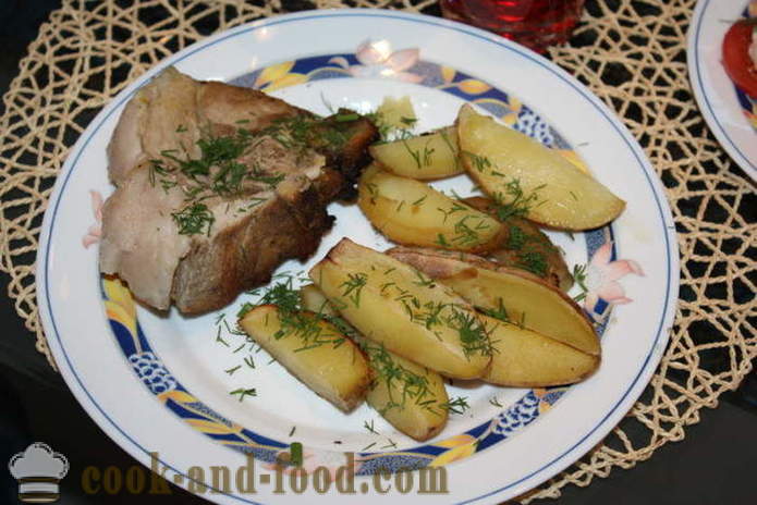 Gebackene Schweinerippchen mit Kartoffeln im Ofen - wie Ofenkartoffeln mit Speck, ein Schritt für Schritt Rezept Fotos