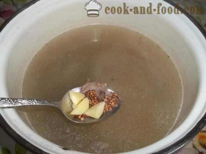 Buchweizen Suppe mit Rindfleisch - wie Buchweizen Suppe Brühe, einen Schritt für Schritt Rezept Fotos kochen