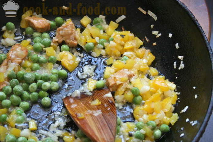 Klassische Paella mit Huhn und Meeresfrüchte - wie Paella zu Hause, Schritt für Schritt Rezept Fotos zu machen