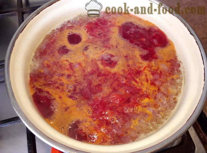 Suppe mit Roter Bete und eingelegten Tomate - wie Suppe zu kochen, einen Schritt für Schritt Rezept Fotos