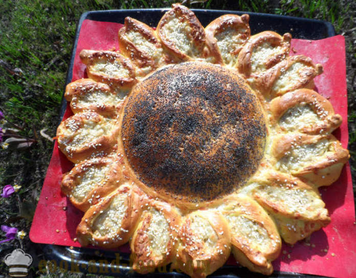 Fleisch-Snack-Kuchen Sunflower - wie man einen Hefekuchen, Sonnenblumen-, Schritt für Schritt Rezept Fotos