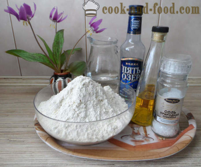 Pastete mit Fleisch und Käse in griechischen Sprache - wie man Pasteten zu Hause, Schritt für Schritt Rezept Fotos