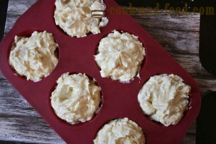 Käse-Muffins in Silikon-Formen - wie einen Käsekuchen im Ofen backen, mit einem Schritt für Schritt Rezept Fotos
