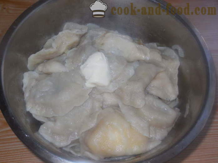 Meatless Knödel mit rohen Kartoffeln und Zwiebeln - wie Knödel mit rohen Kartoffeln zu kochen, einen Schritt für Schritt Rezept Fotos