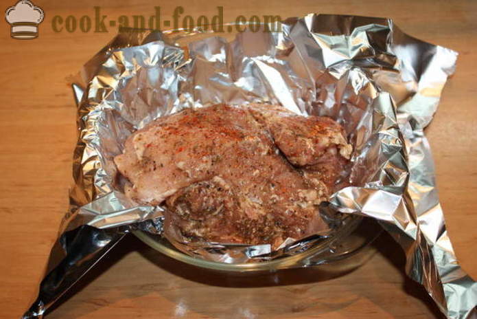 Schweinefleisch in Folie, in dem Ofen mit Granatapfelsauce gebacken - wie Schweinefleisch backen, die saftig war, mit einem Schritt für Schritt Rezept Fotos