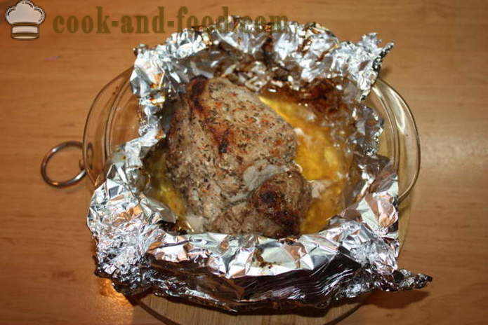 Schweinefleisch in Folie, in dem Ofen mit Granatapfelsauce gebacken - wie Schweinefleisch backen, die saftig war, mit einem Schritt für Schritt Rezept Fotos