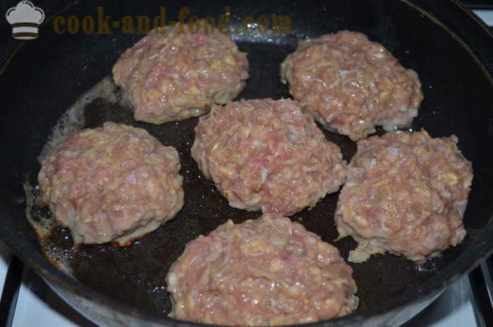 Koteletts des Huhns mit Haferflocken gehackt - wie Huhnkoteletts mit Haferflocken zu kochen, einen Schritt für Schritt Rezept Fotos