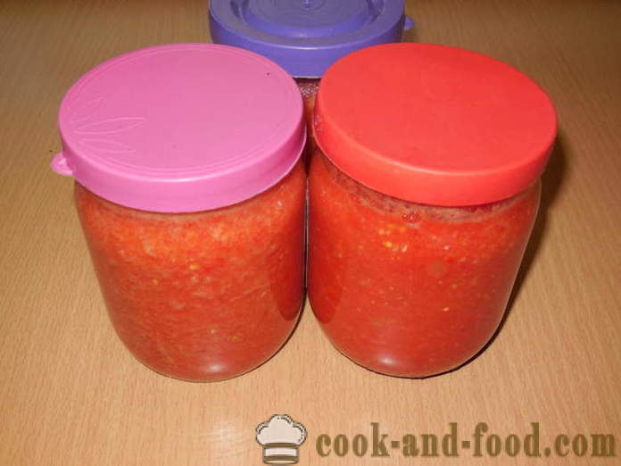 Adjika schmackhafte Tomaten, Glocke und Peperoni ohne Kochen - wie adjika Paprika und Tomaten kochen