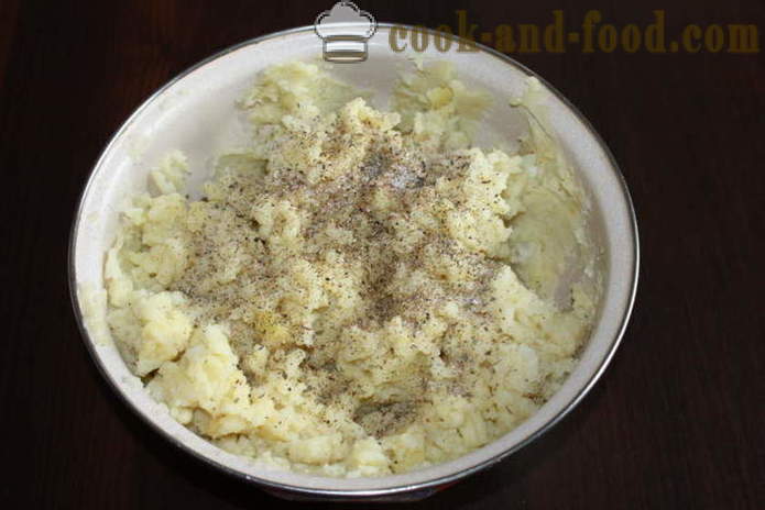 Meatless Gnocchi mit Tomatensauce und Zwiebeln - wie eine Kartoffel-Gnocchi, um zu kochen, ein Schritt für Schritt Rezept Fotos