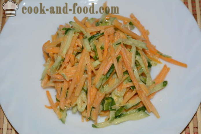 Salat von Kürbis und Gurken mit Senfsauce - wie einen Salat mit Kürbis vorzubereiten und Gurke, mit einem Schritt für Schritt Rezept Fotos
