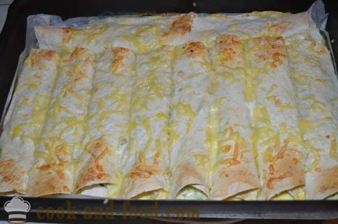 Pie von Fladenbrot mit Käse im Ofen - wie eine Torte Fladen zum Kochen mit Käse und Kräutern, mit einem Schritt für Schritt Rezept Fotos