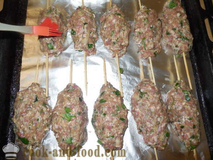 Köstliche Kebab von Rindfleisch in dem Ofen - wie man kocht Kebab zu Hause, Schritt für Schritt Rezept Fotos