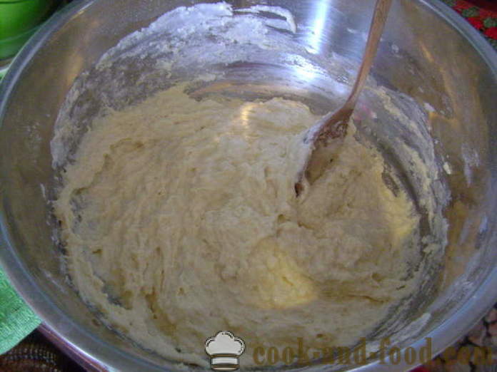 Schnelltests auf Joghurt ohne Hefe - wie der Teig auf Joghurt kochen für Torten, Schritt für Schritt Rezept Fotos