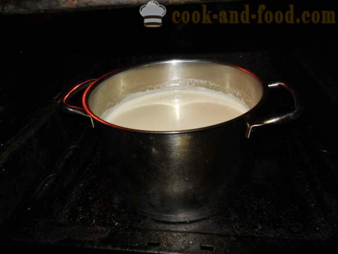 Köstliche Auflauf aus Kolostrum und Ei - als Koch in dem Ofen Kolostrum, Schritt für Schritt Rezept Fotos