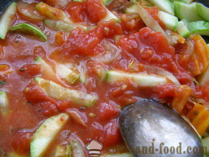 Flunder in einer Pfanne mit Gemüse und Tomatensoße gebraten - wie gebratenes Flunder Filet zu kochen, Schritt für Schritt Rezept Fotos
