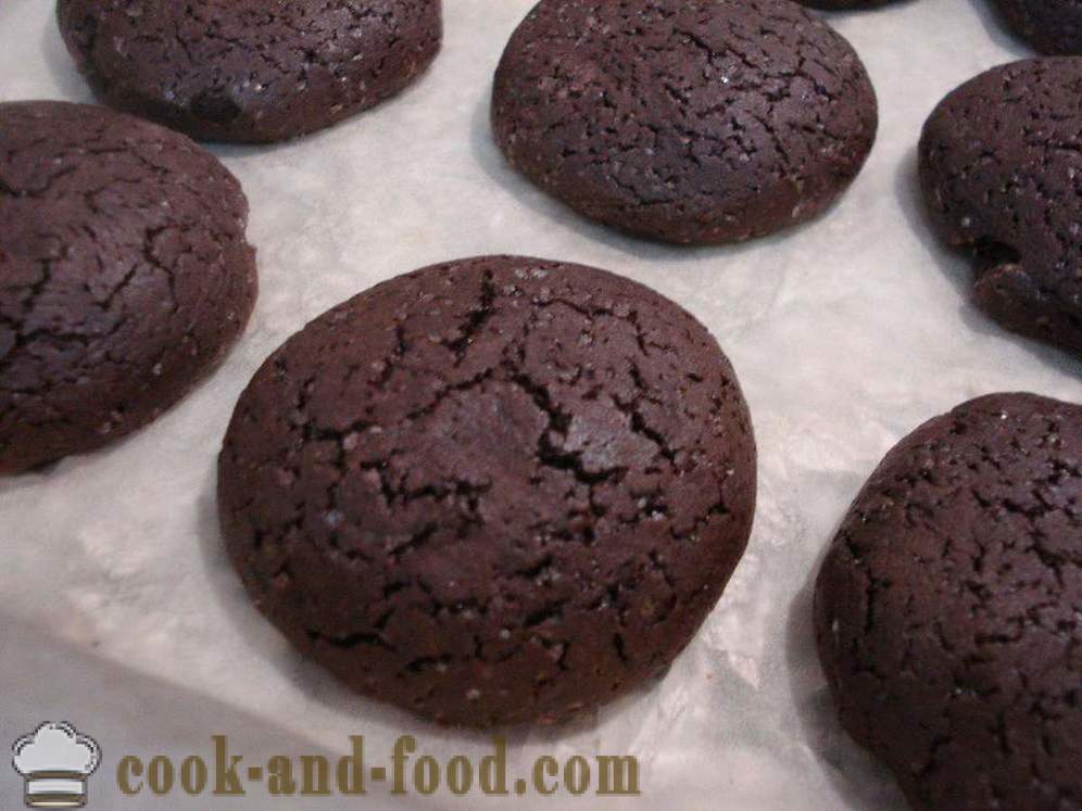 Selbst gemachter Schokoladenkekse mit Kakao schnell und einfach - wie Schokolade-Chip-Cookies zu Hause, Schritt für Schritt Rezept Fotos kochen