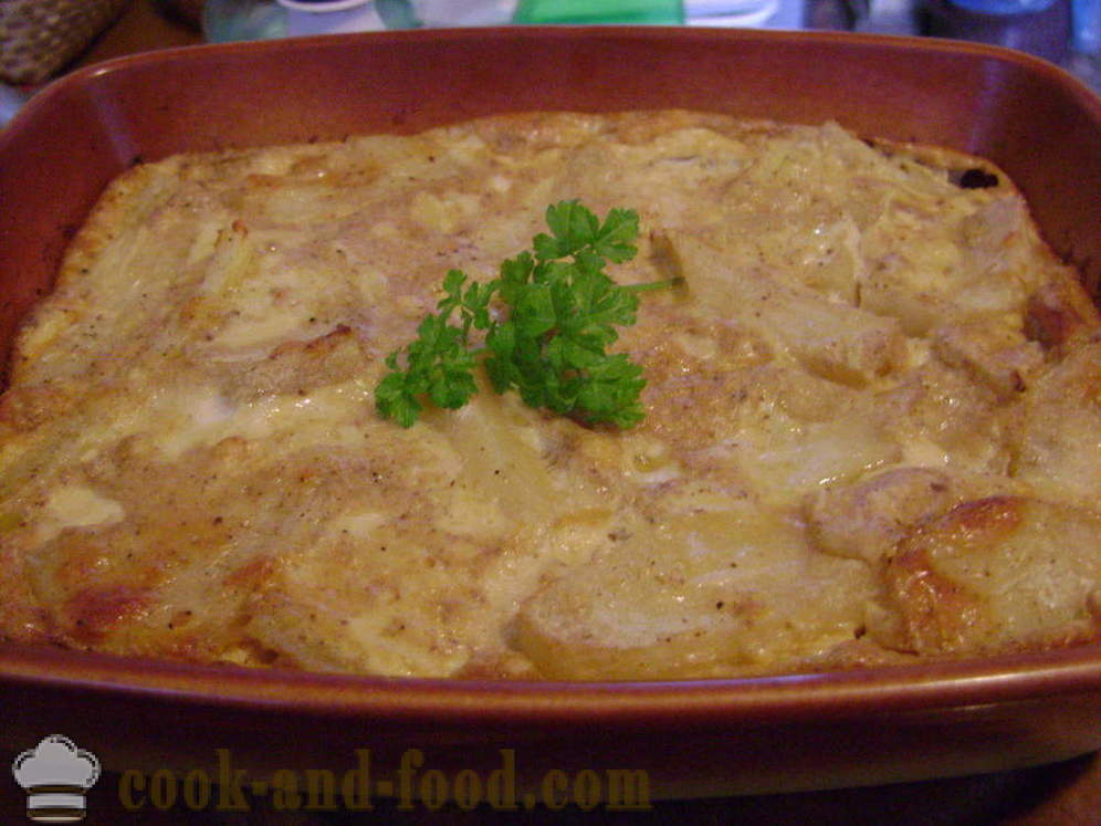 Kartoffeln in Sahnesoße gebacken - beide sind köstlich gebackene Kartoffeln im Ofen mit gebräunter Kruste, mit einem Schritt für Schritt Rezept Fotos