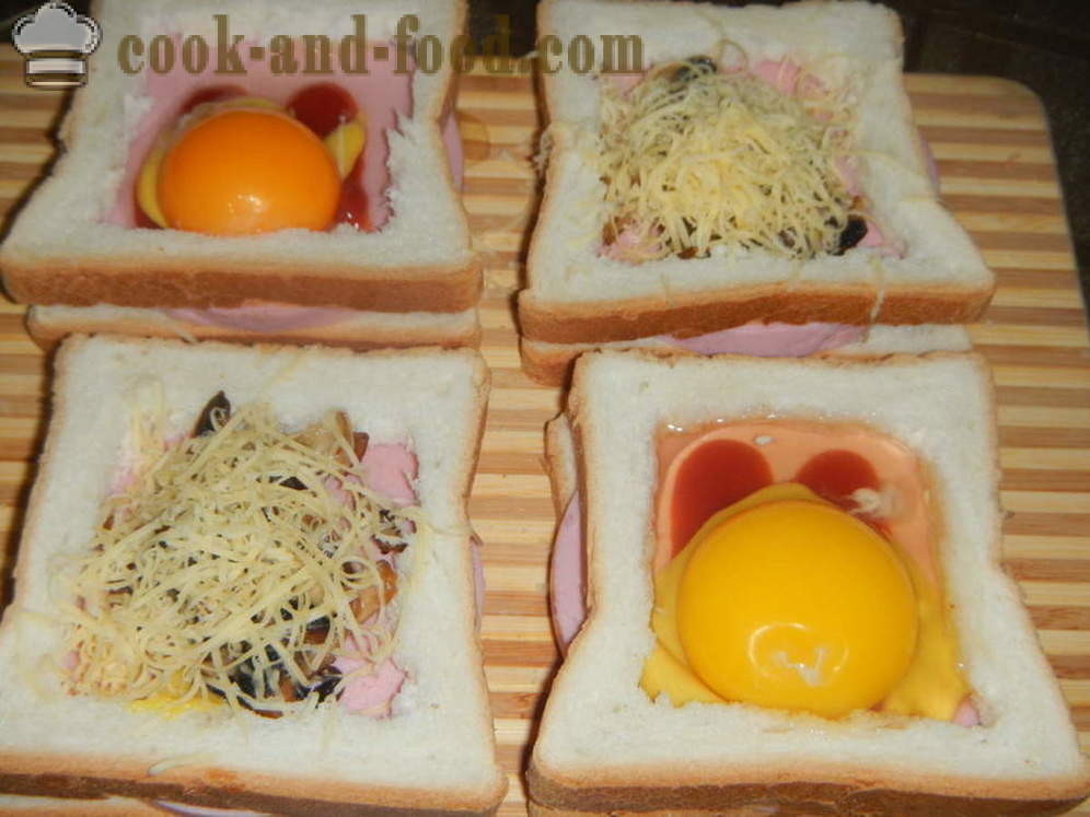 Hot Sandwiches mit Ei im Ofen - wie ein heißes Sandwich machen mit Ei, Wurst und Pilzen, Schritt für Schritt Rezept Fotos