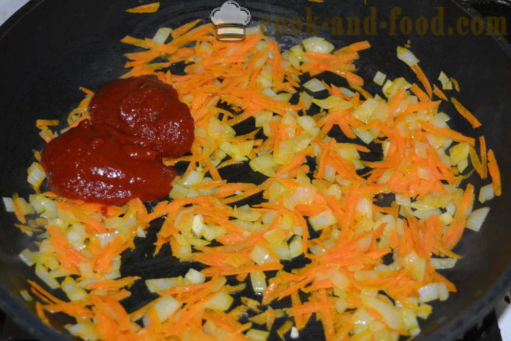 Frikadellen aus Hackfleisch mit Gerste in dem Ofen - wie Frikadellen kochen mit Soße, einen Schritt für Schritt Rezept mit Fotos