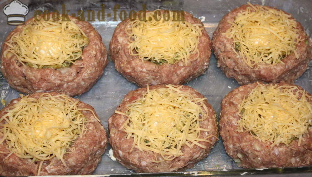 Fleischkäsekuchen mit Pilzen und Käse - wie Fleisch Käsekuchen zum Kochen mit Pilzen in dem Ofen, mit einem Schritt für Schritt Rezept Fotos