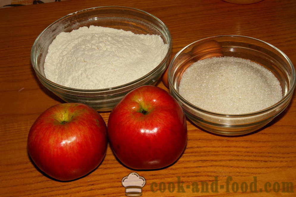Biskuitkuchen mit Äpfeln in dem Ofen - wie einen Biskuitkuchen mit Äpfeln zu kochen, einen Schritt für Schritt Rezept Fotos