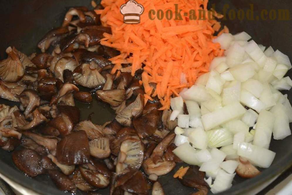 Schweinefleisch im Ofen gebacken mit Pilzen und Käse - wie Schweinebraten im Ofen, mit einem Schritt für Schritt Rezept Fotos
