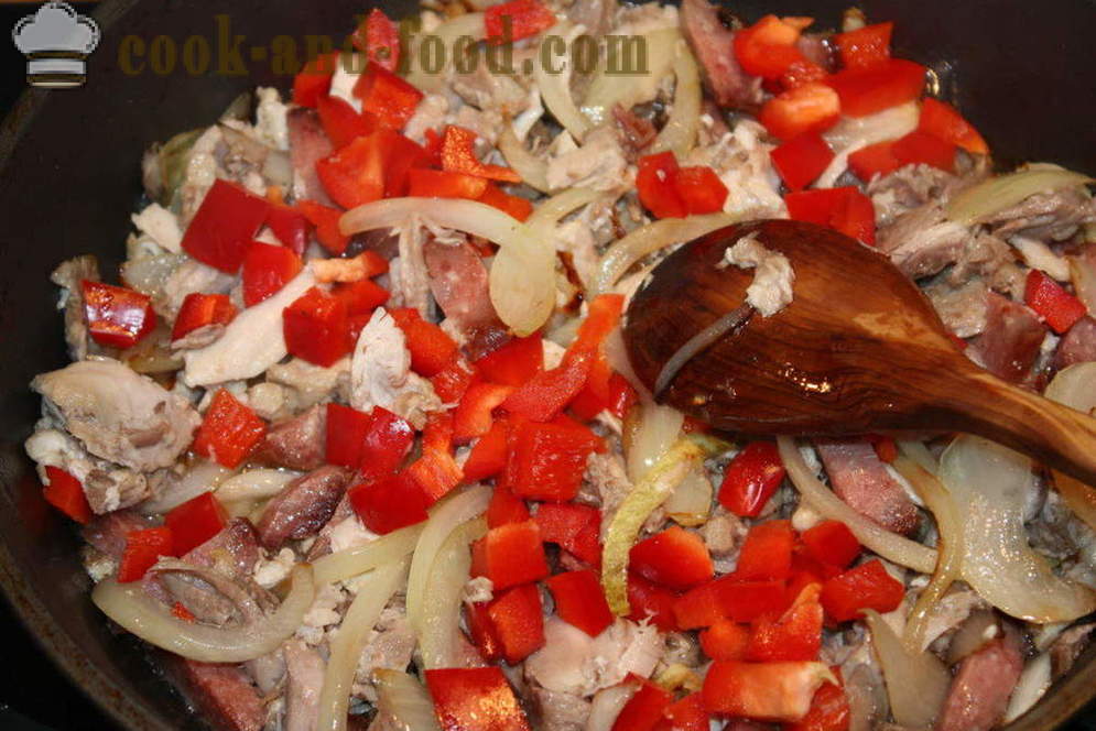 Auflauf mit Huhn, Speck und grünen Bohnen in dem Ofen - wie einen Auflauf im Ofen zu machen, mit einem Schritt für Schritt Rezept Fotos