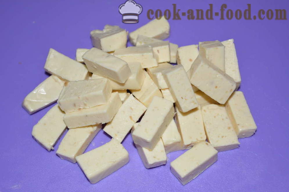 Käsesuppe mit geschmolzenen Käse, Nudeln und Wurst - wie Käsesuppe mit Schmelzkäse, um zu kochen, einen Schritt für Schritt Rezept Fotos