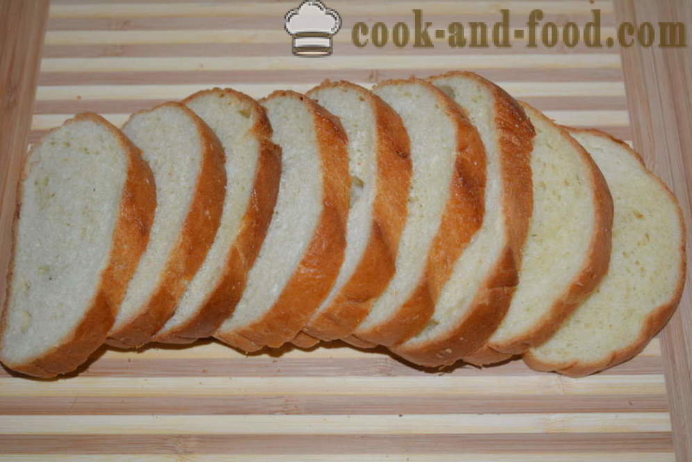 Süßes Laib Toast mit Ei und Milch in einem Topf - wie ein Laib Toasts in einer Pfanne zu machen, Schritt für Schritt Rezept Fotos