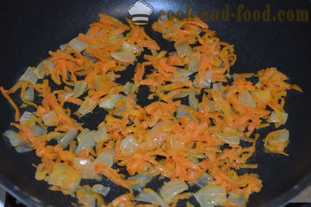 Suppe der weißen frischer Champignons mit Frischkäse - wie Pilzsuppe mit frischen Pilzen kochen und Käse, mit einem Schritt für Schritt Rezept Fotos